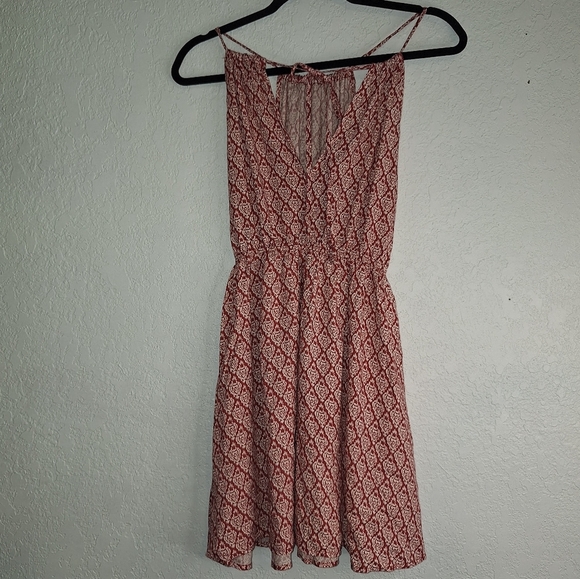 Lulu's Mini Adjustable Spaghetti Strap Dress Elastic Waist XS - Picture 2 of 9